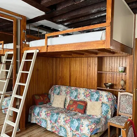 Apartment Quatre Reves A Lutece Paris